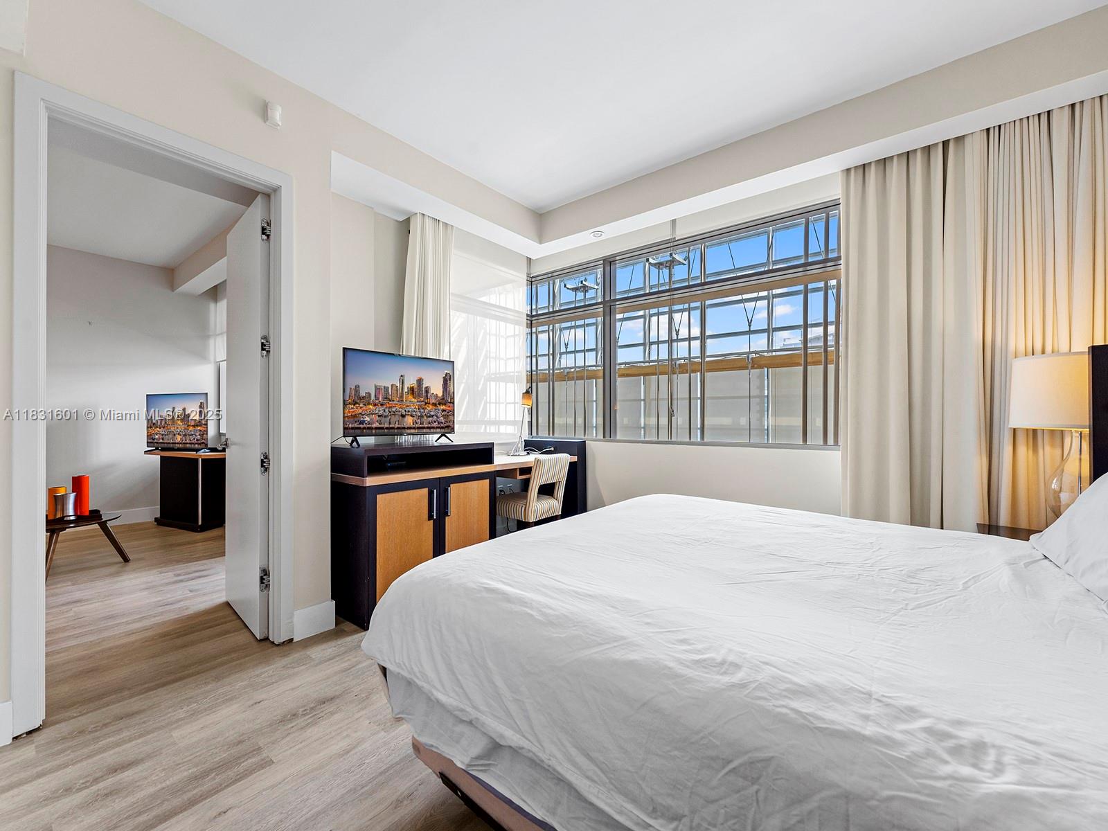 1395 Brickell Ave #3310, Miami, Florida image 10