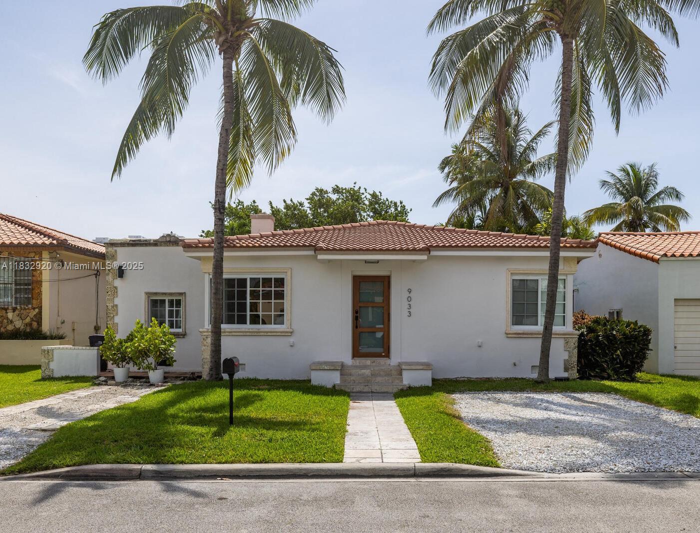 9033 Carlyle Ave, Surfside, Florida 33154