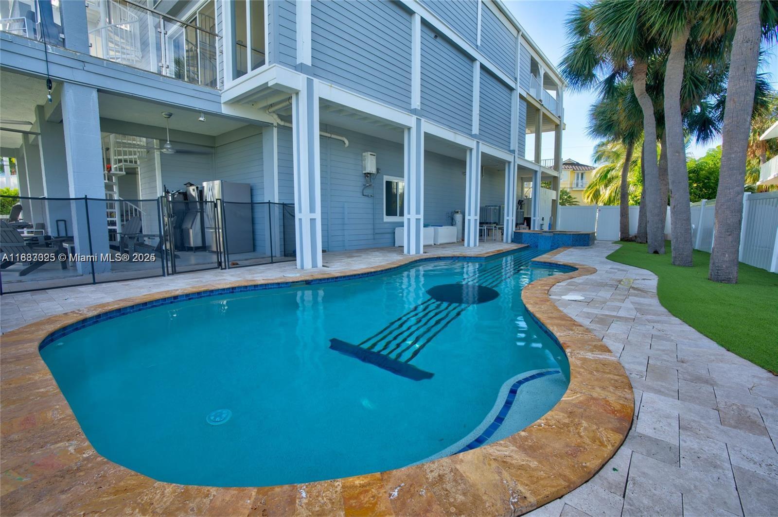 67 N Bounty Ln, Key Largo, Florida image 26