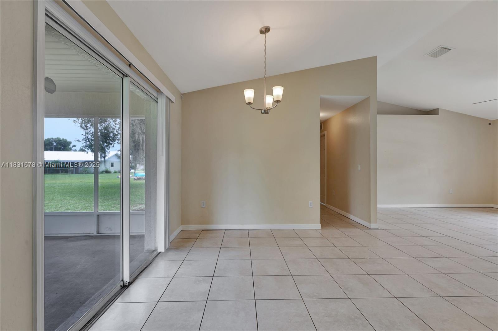 2714 Valerie Blvd, Sebring, Florida image 6