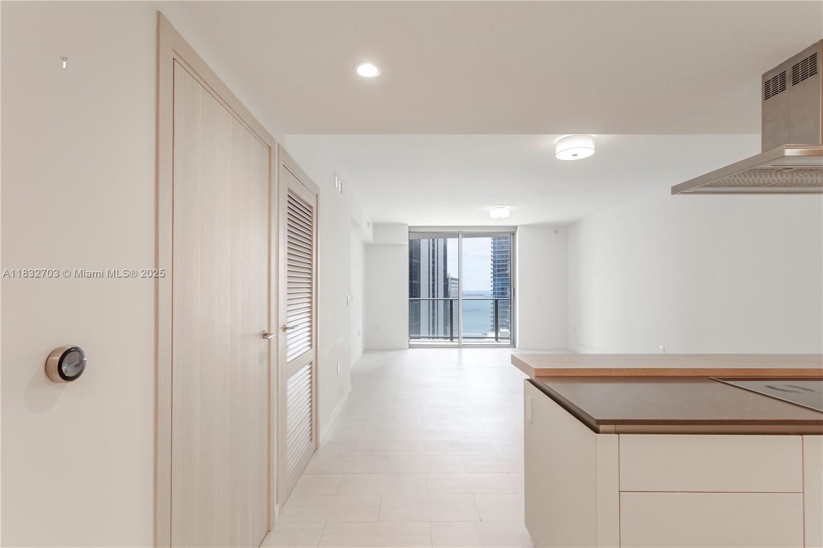 1000 Brickell Plz #3703, Miami, Florida image 12