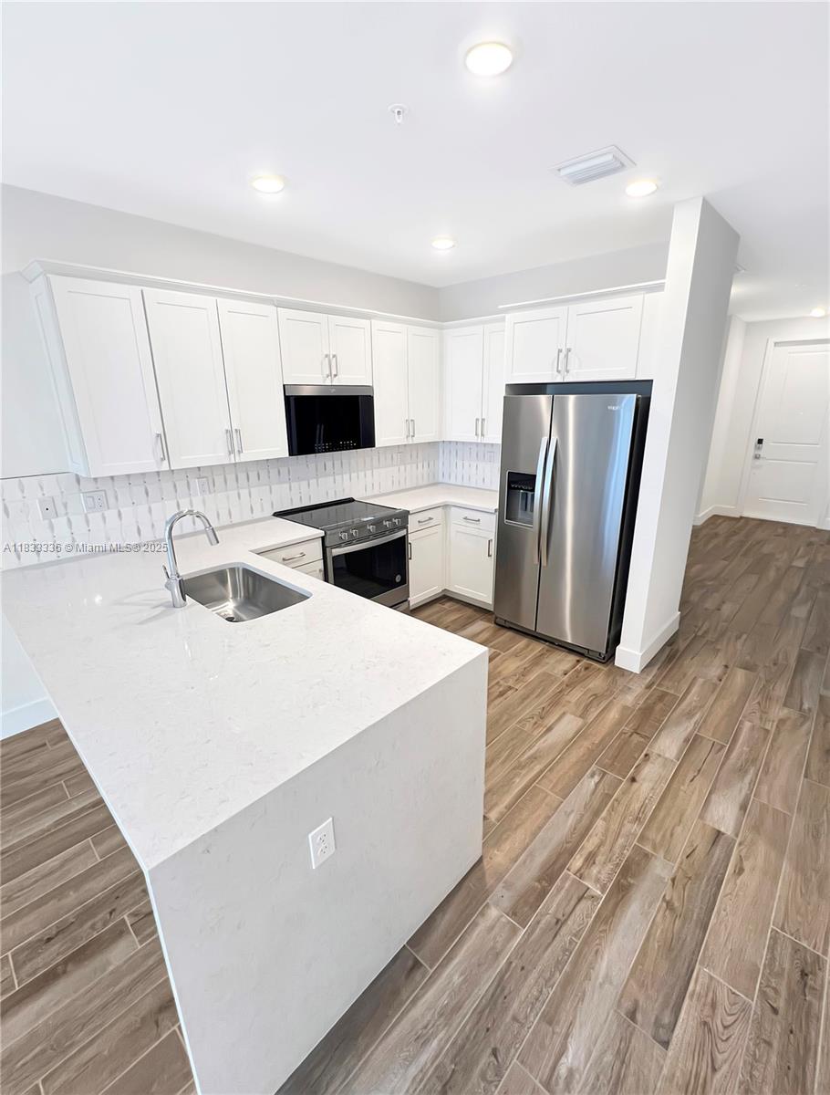 Property photo # 8