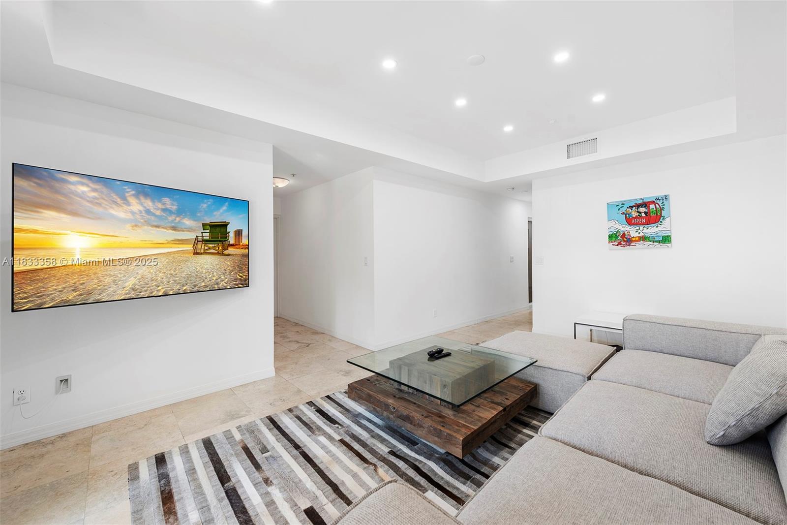 1415 Sunset Harbour Dr #204, Miami Beach, Florida image 32