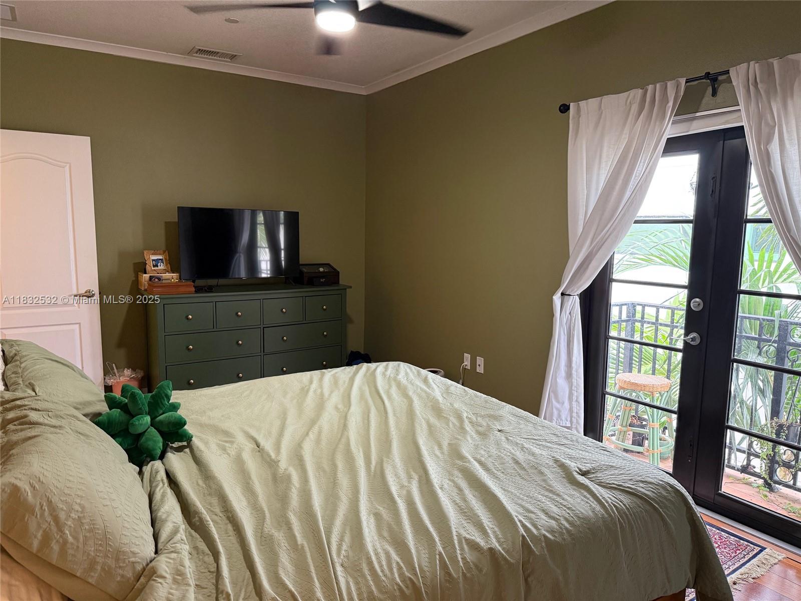 Property photo # 8