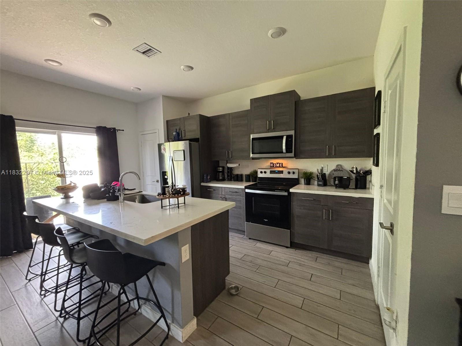 830 SE 19th St, Homestead, Florida image 3