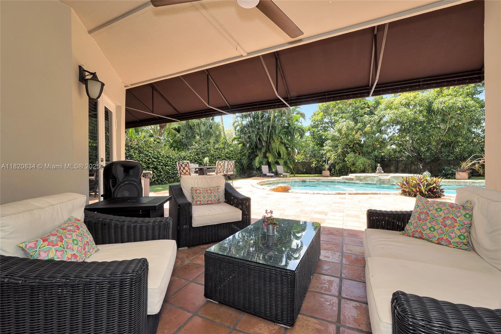 14460 Glencairn Rd, Miami Lakes, Florida image 25