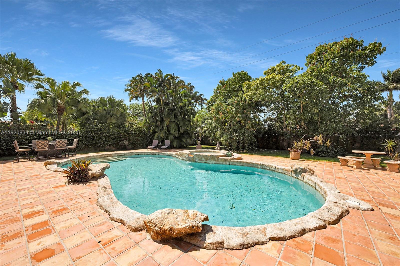 14460 Glencairn Rd, Miami Lakes, Florida image 27