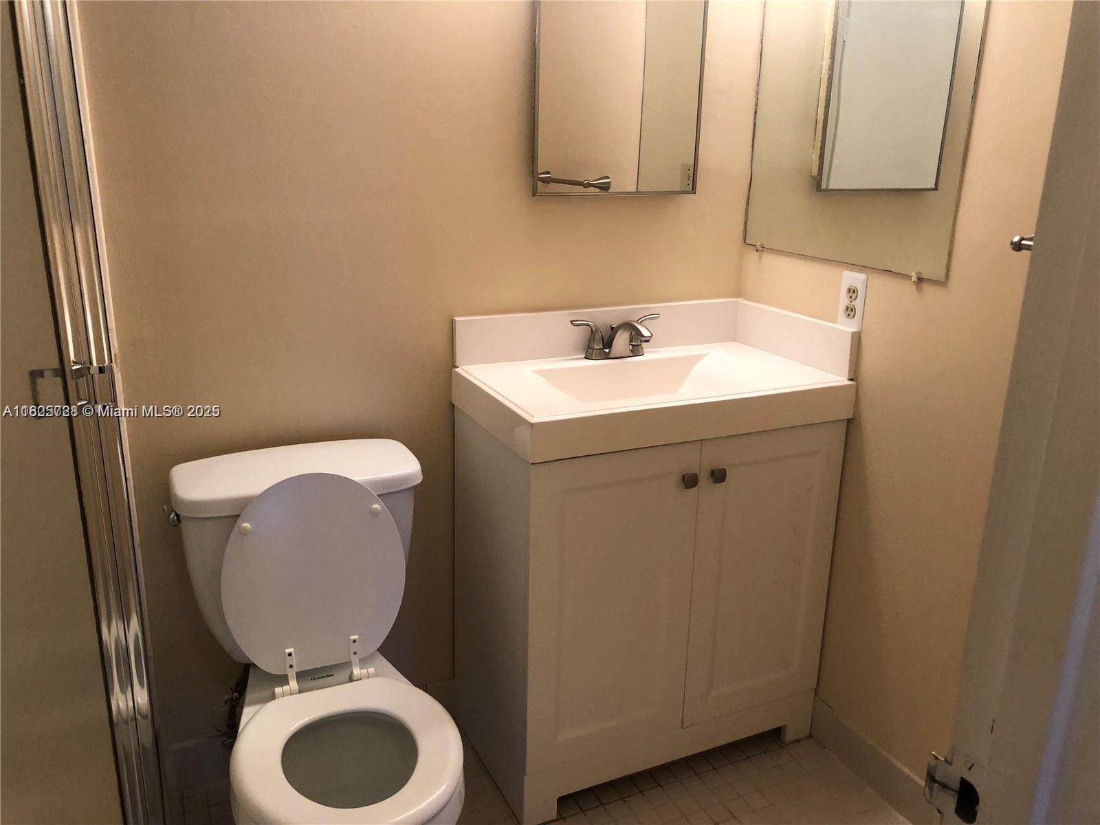 5995 Washington St #233, Hollywood, Florida image 6