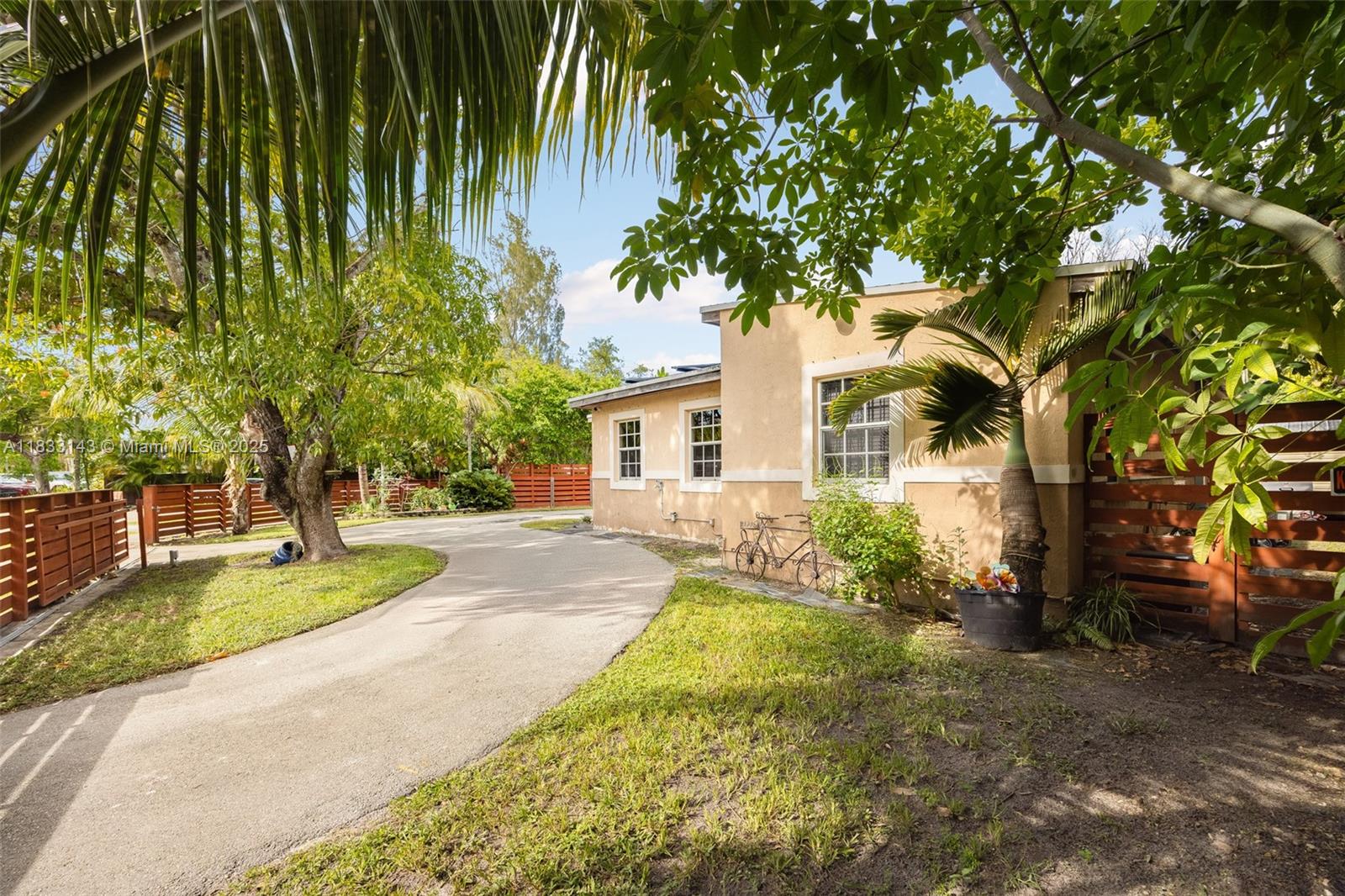 Casa para Alugar em South Miami, FL