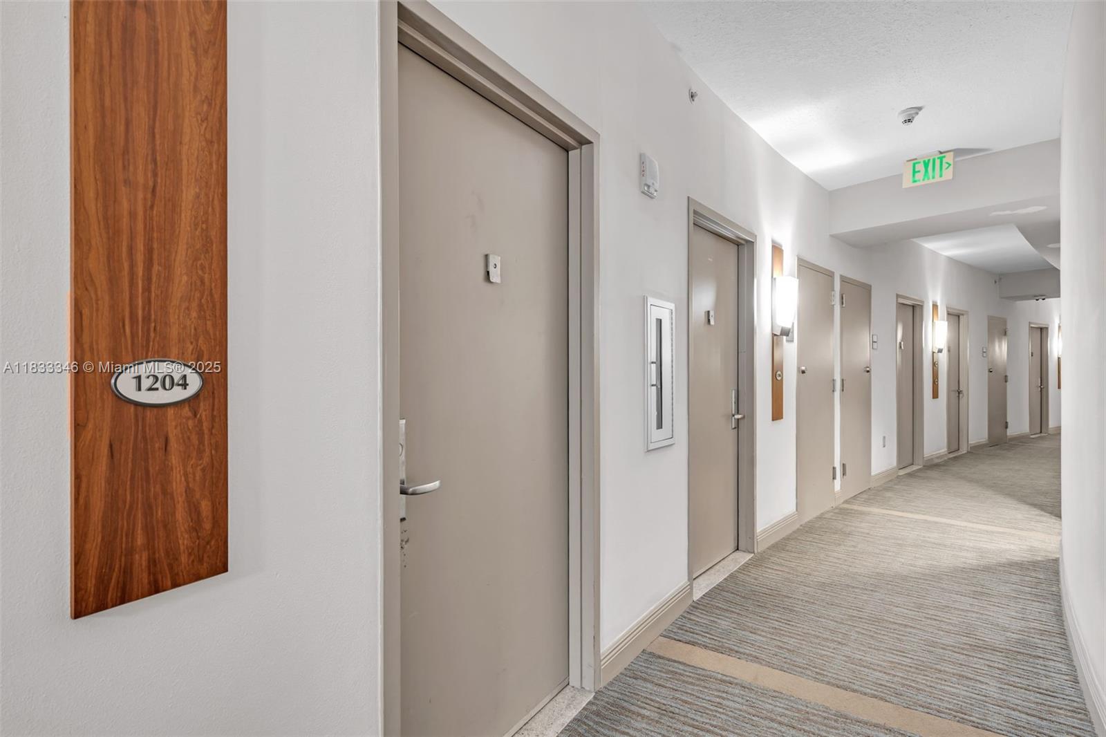1750 N Bayshore Dr #1204, Miami, Florida image 23