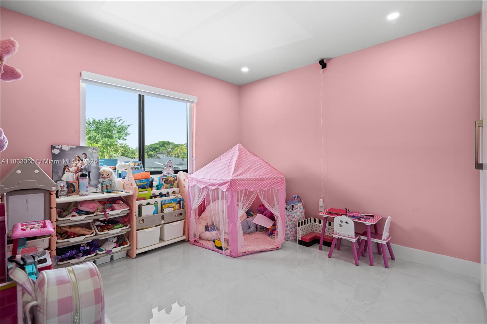 18082 SW 152nd Ct, Miami, Florida image 35