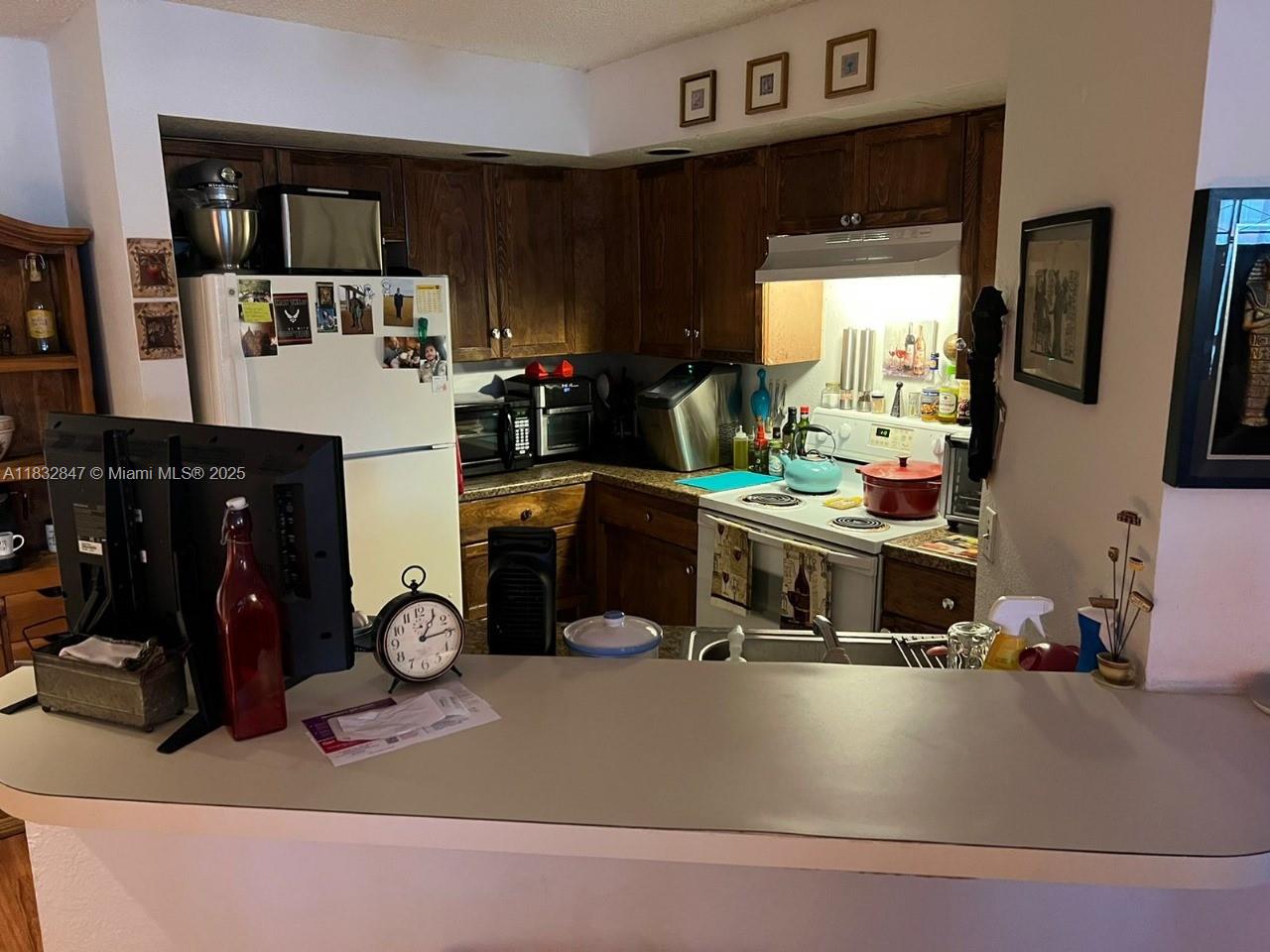 Property photo # 8