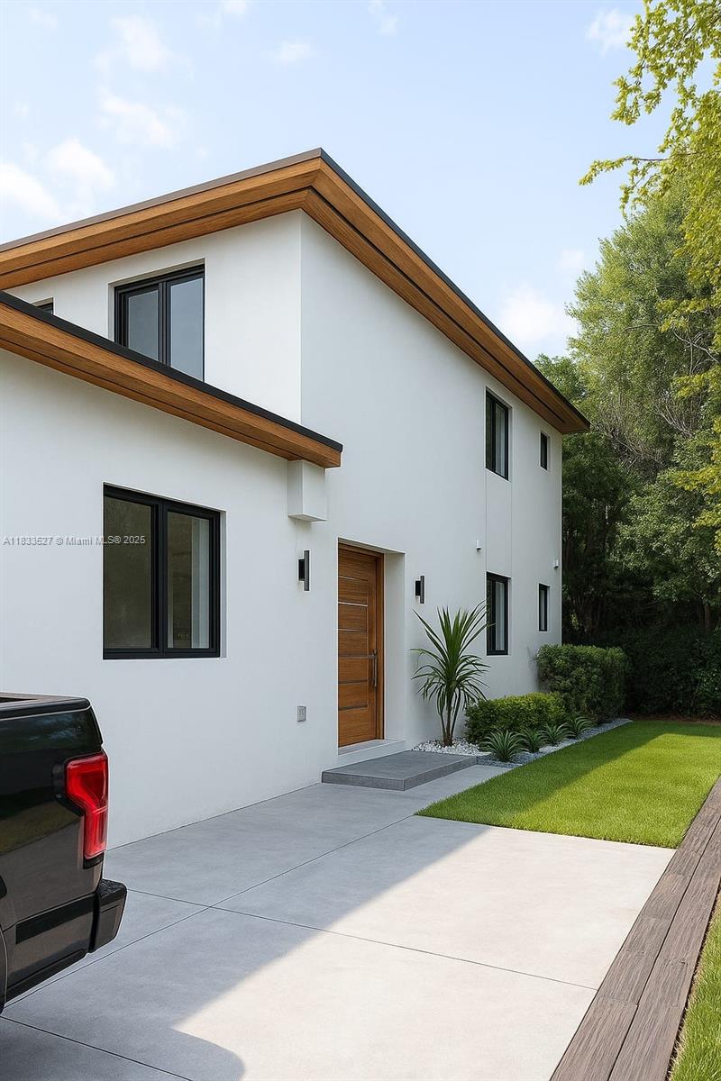 742 NW 70th St, Miami, Florida image 24