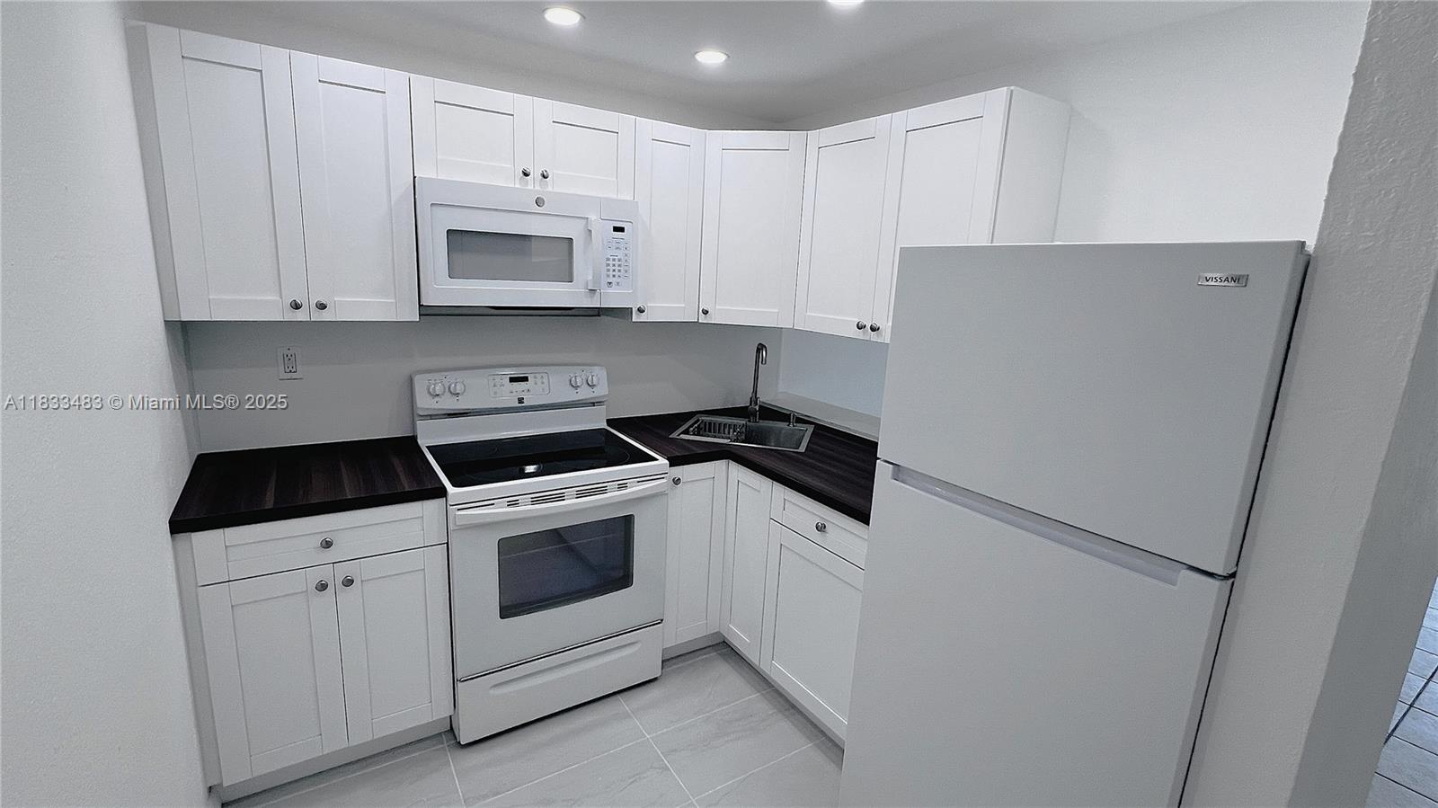 Property photo # 6