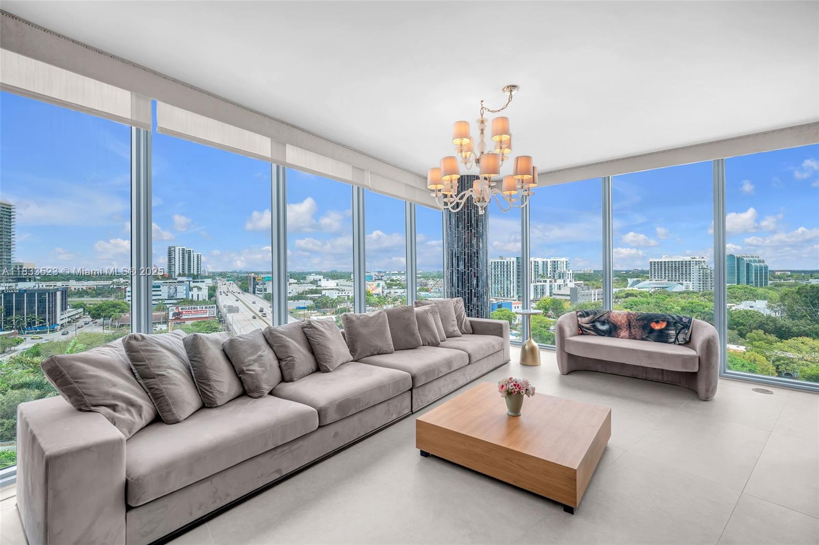 601 NE 36th St #1101, Miami, Florida image 1