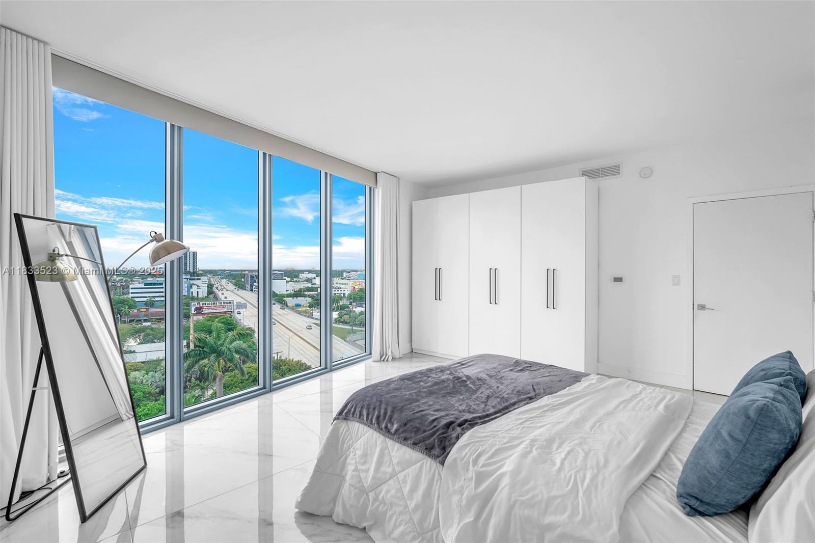601 NE 36th St #1101, Miami, Florida image 24