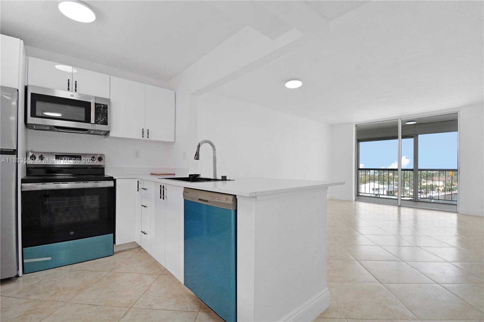 1391 S Ocean Blvd #704, Pompano Beach, Florida image 6