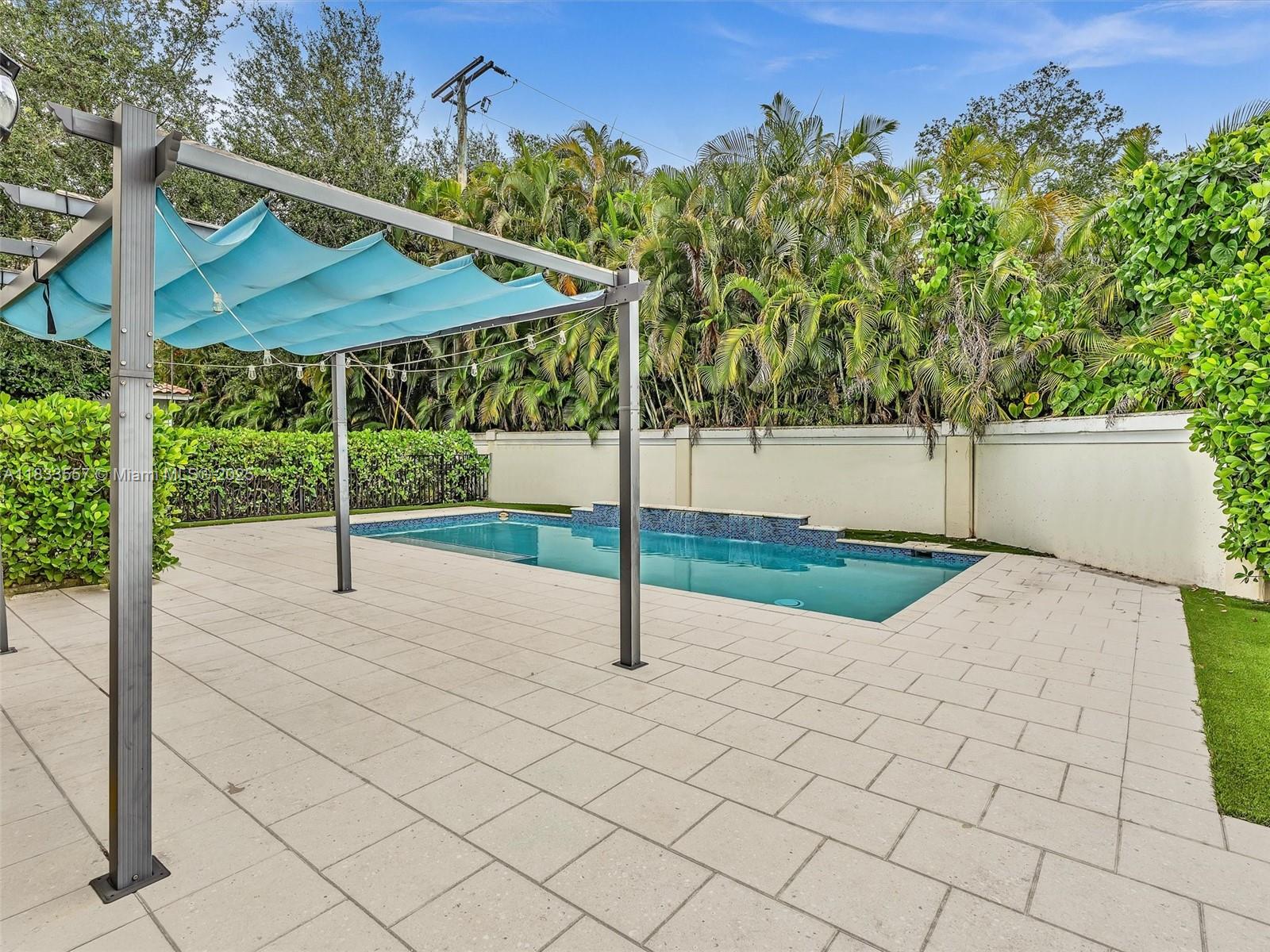 3555 Forest View Cir, Dania Beach, Florida image 13