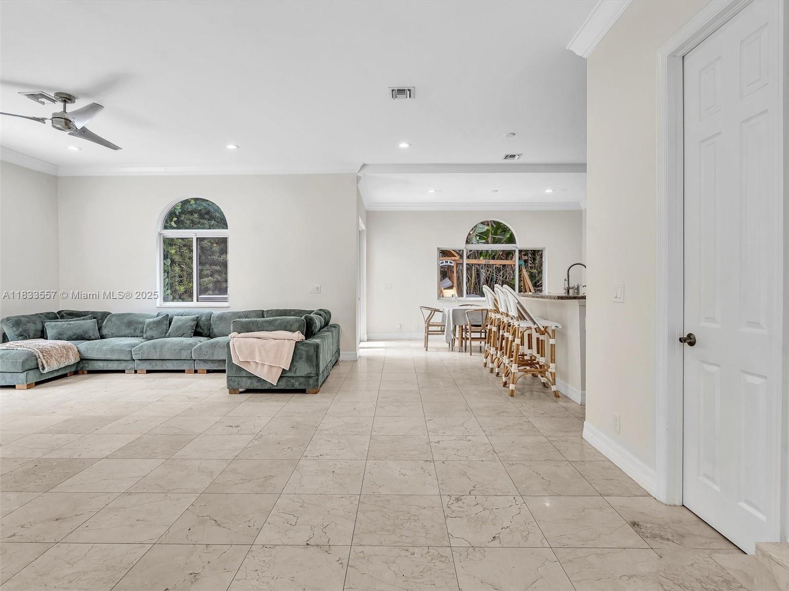 3555 Forest View Cir, Dania Beach, Florida image 26