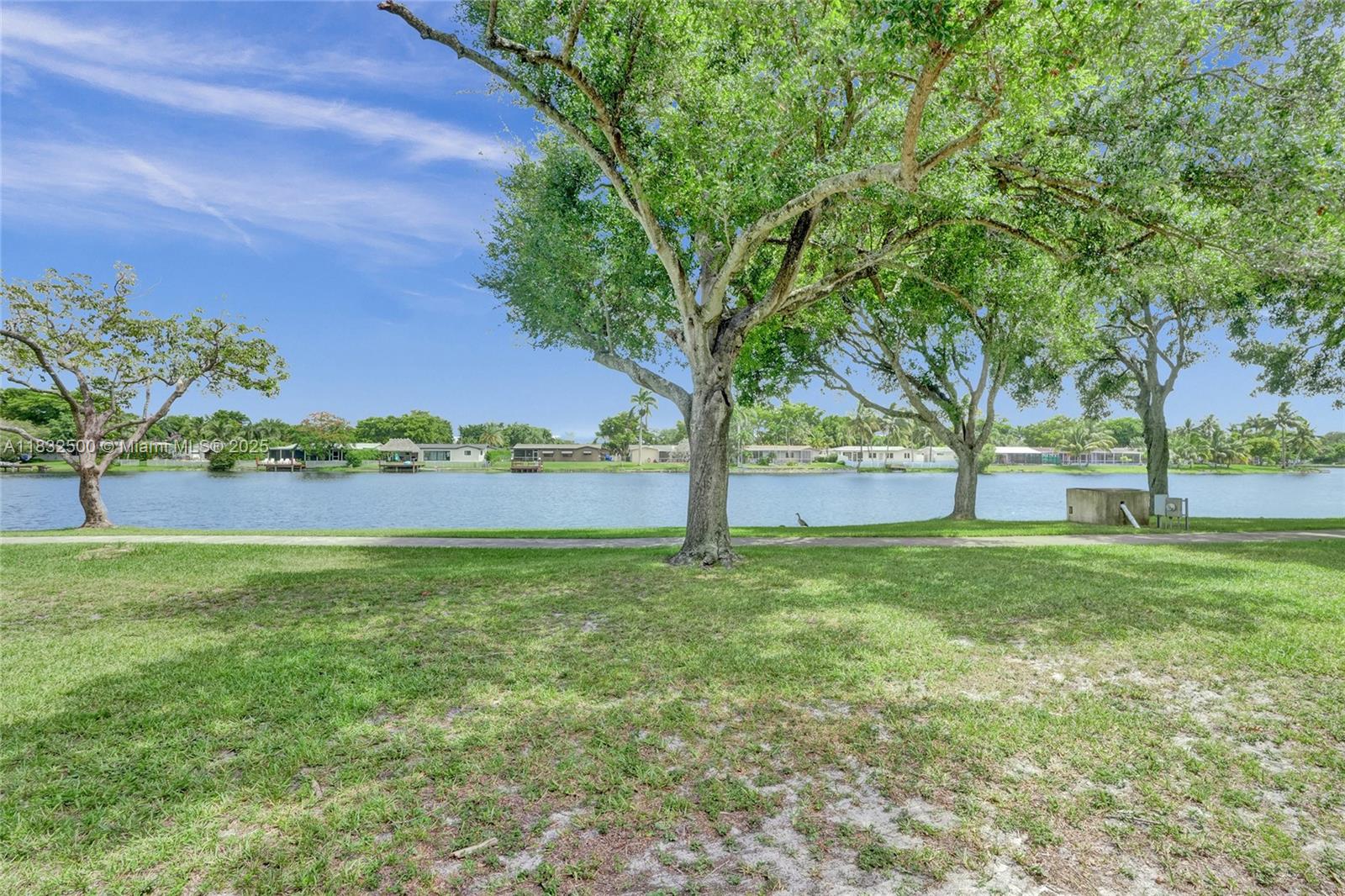 2251 Dogwood Ct, Pembroke Pines, Florida image 40