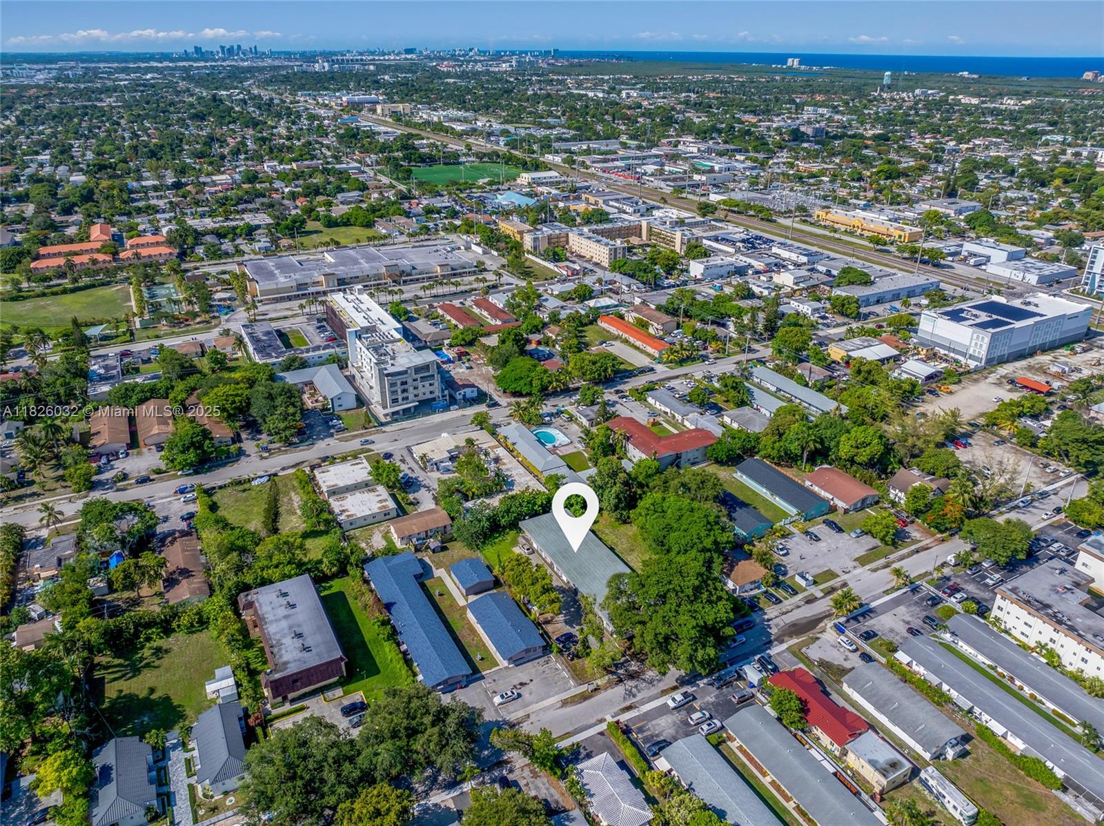 2237 Taylor St, Hollywood, Florida image 15