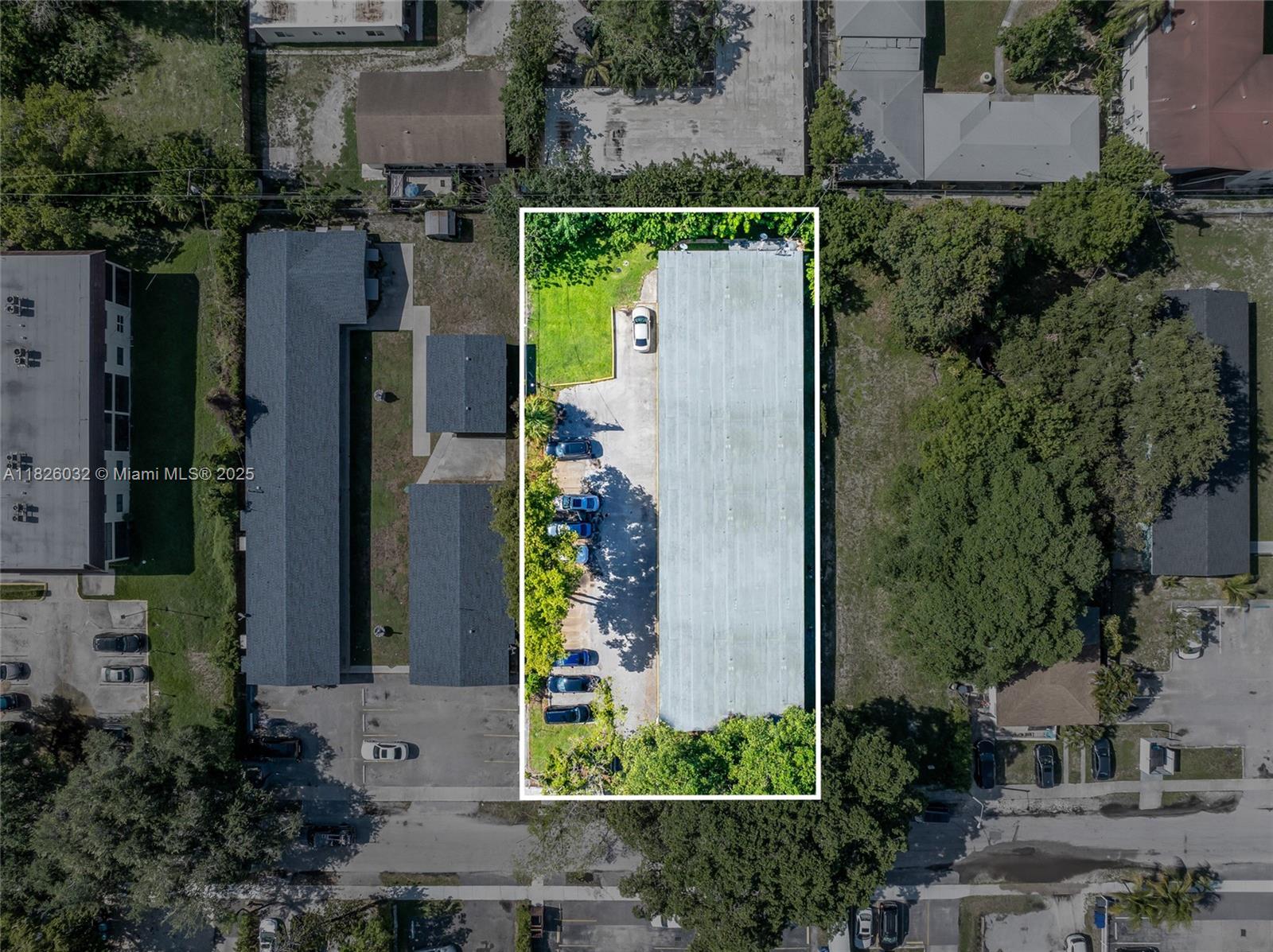 2237 Taylor St, Hollywood, Florida image 6