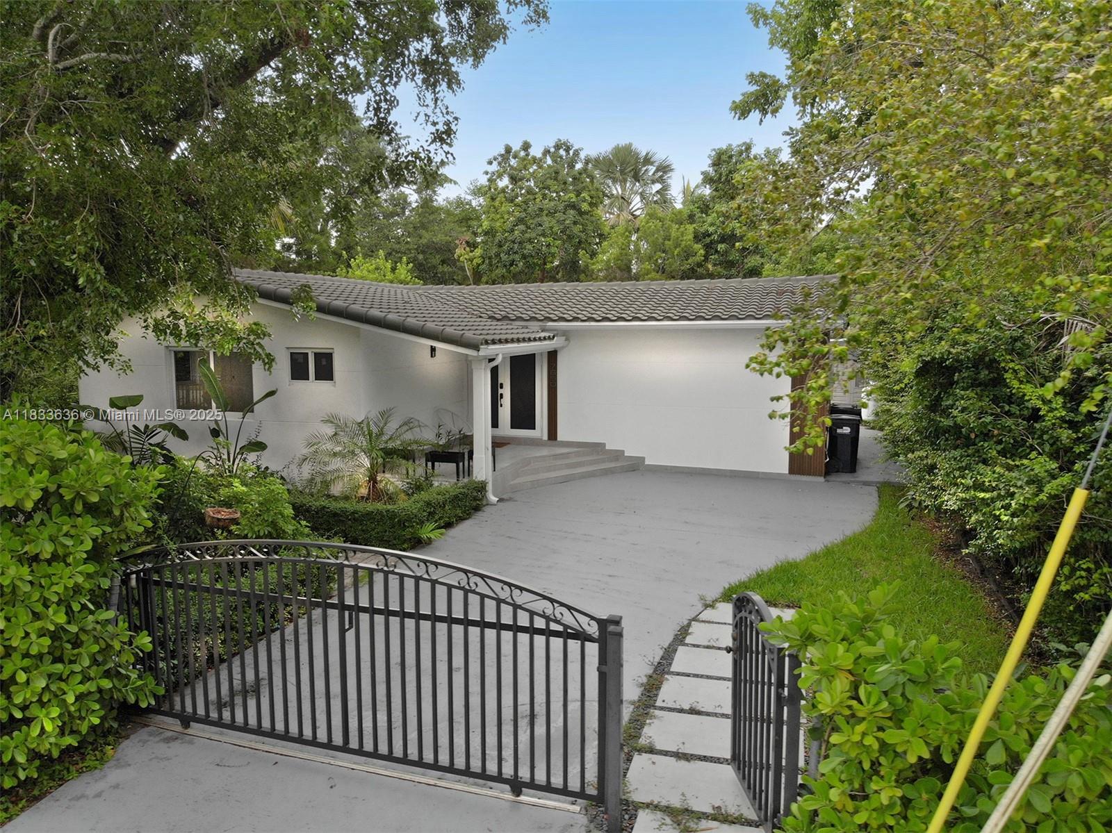 7650 SW 64th Ct, South Miami, Florida image 3