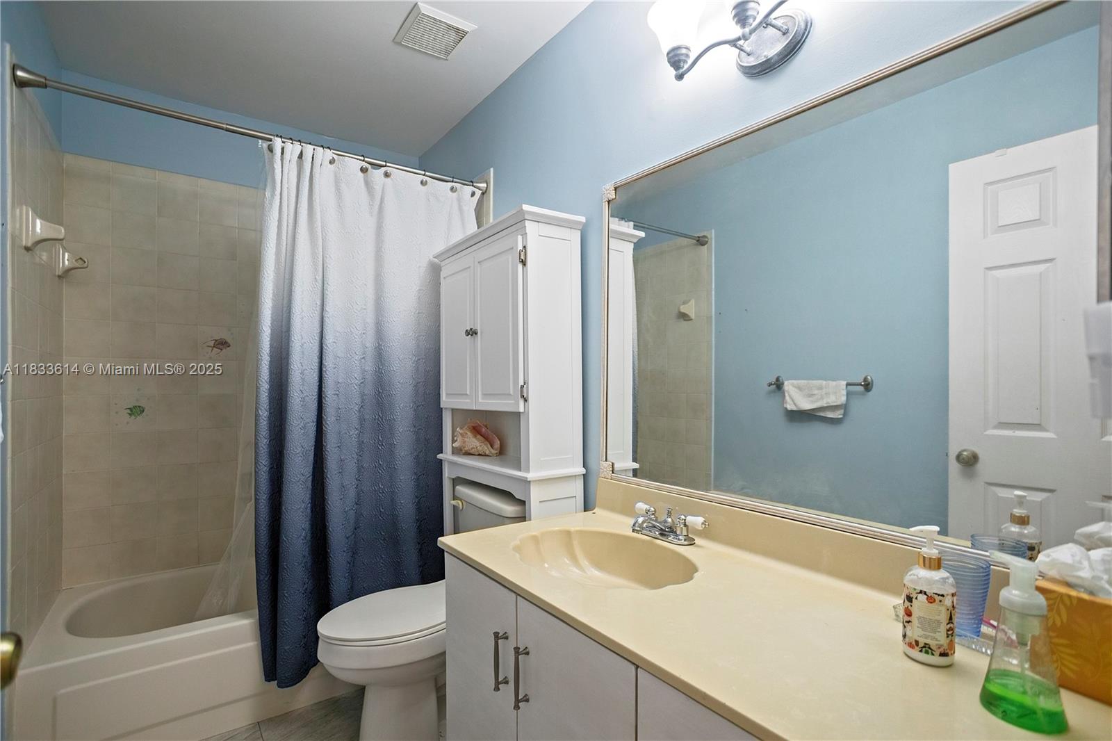 15824 Cotswold Ct, Davie, Florida image 22