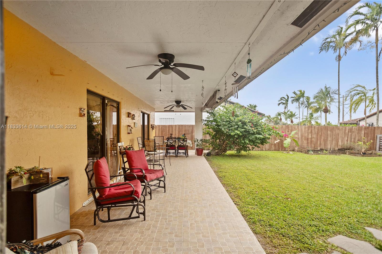 15824 Cotswold Ct, Davie, Florida image 33