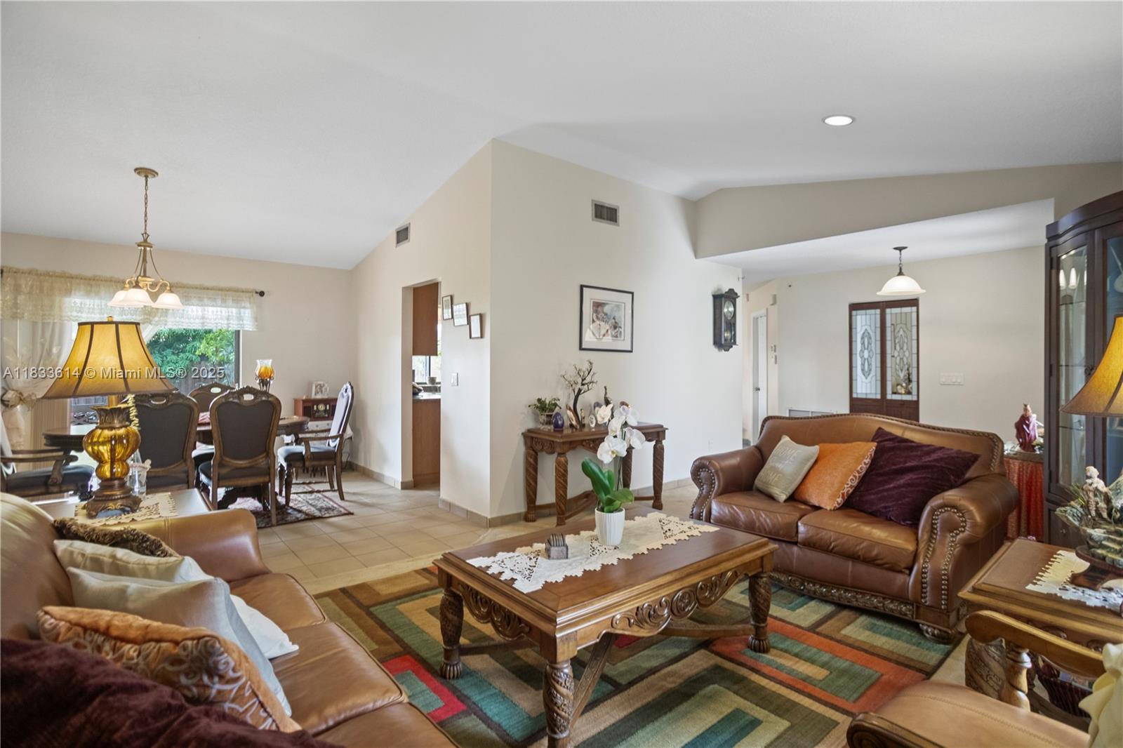 15824 Cotswold Ct, Davie, Florida image 6