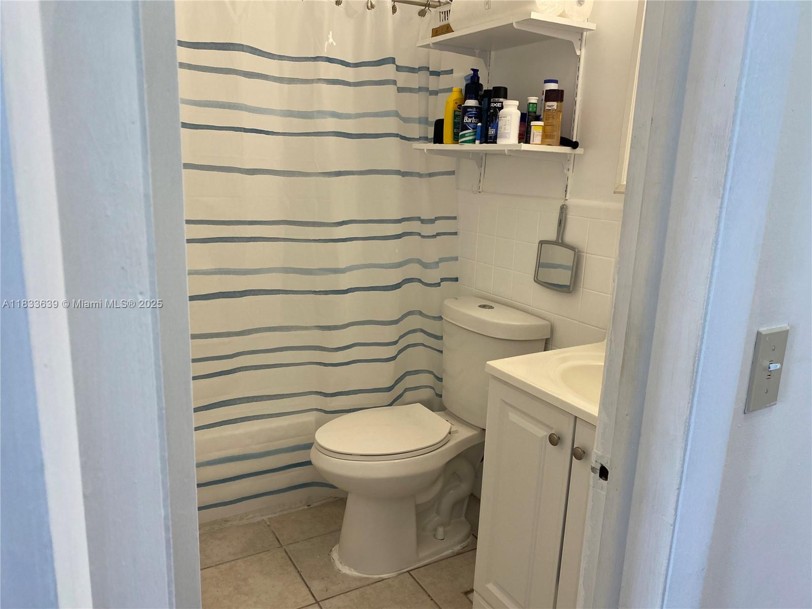 820 SW 11TH AVE #15B, HALLANDALE BEACH, FL 33009  Photo 15
