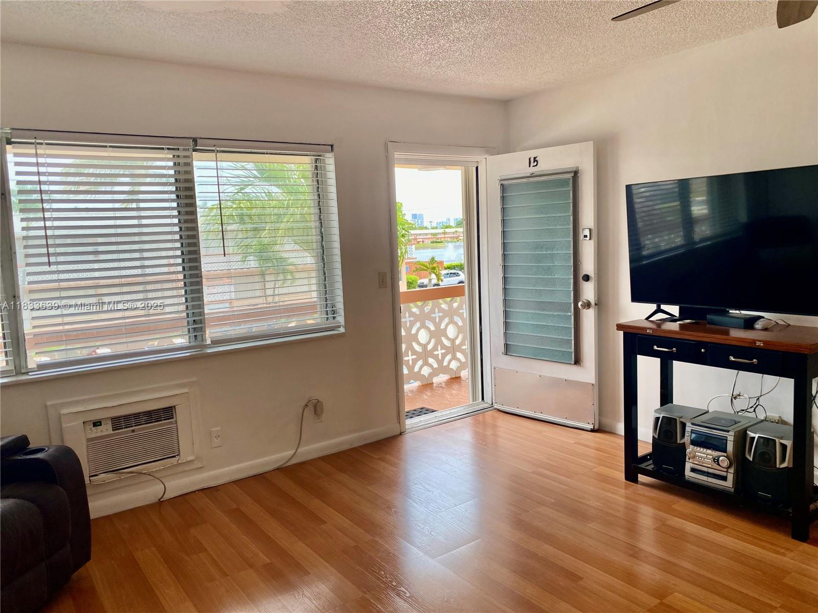 820 SW 11th Ave #15B, Hallandale Beach, Florida image 21