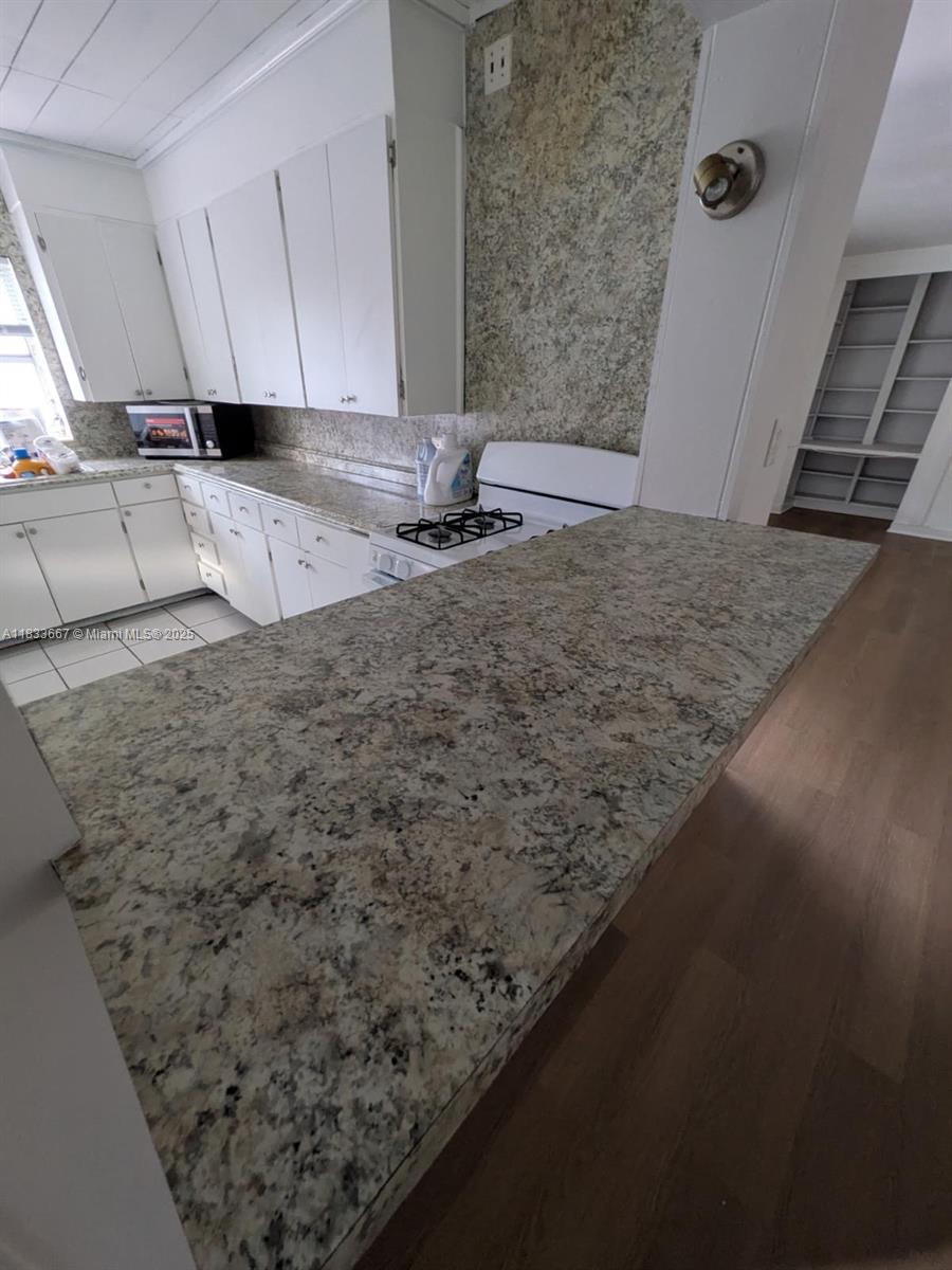 522 18th St, West Palm Beach, Florida image 10