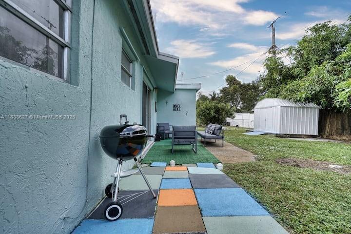 6443 Perry St, Hollywood, Florida image 18