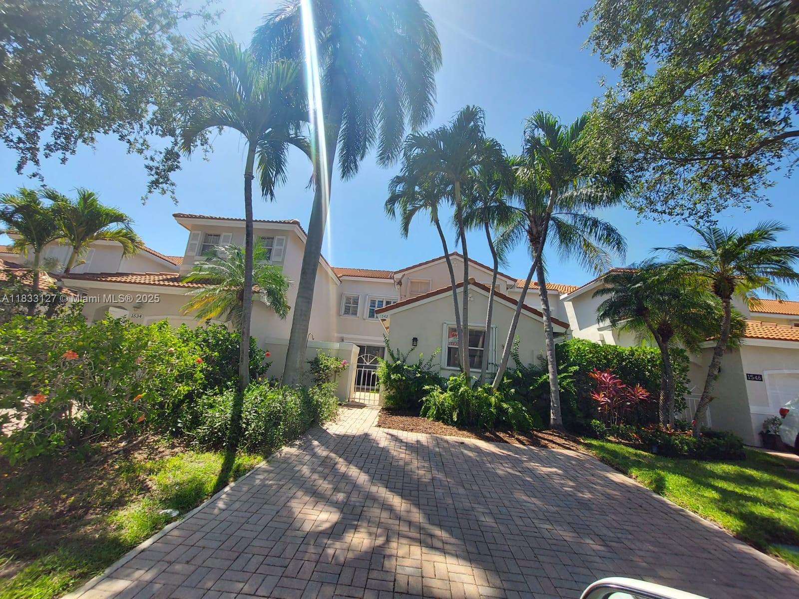 1542 Yellowheart Way, Hollywood, Florida image 3
