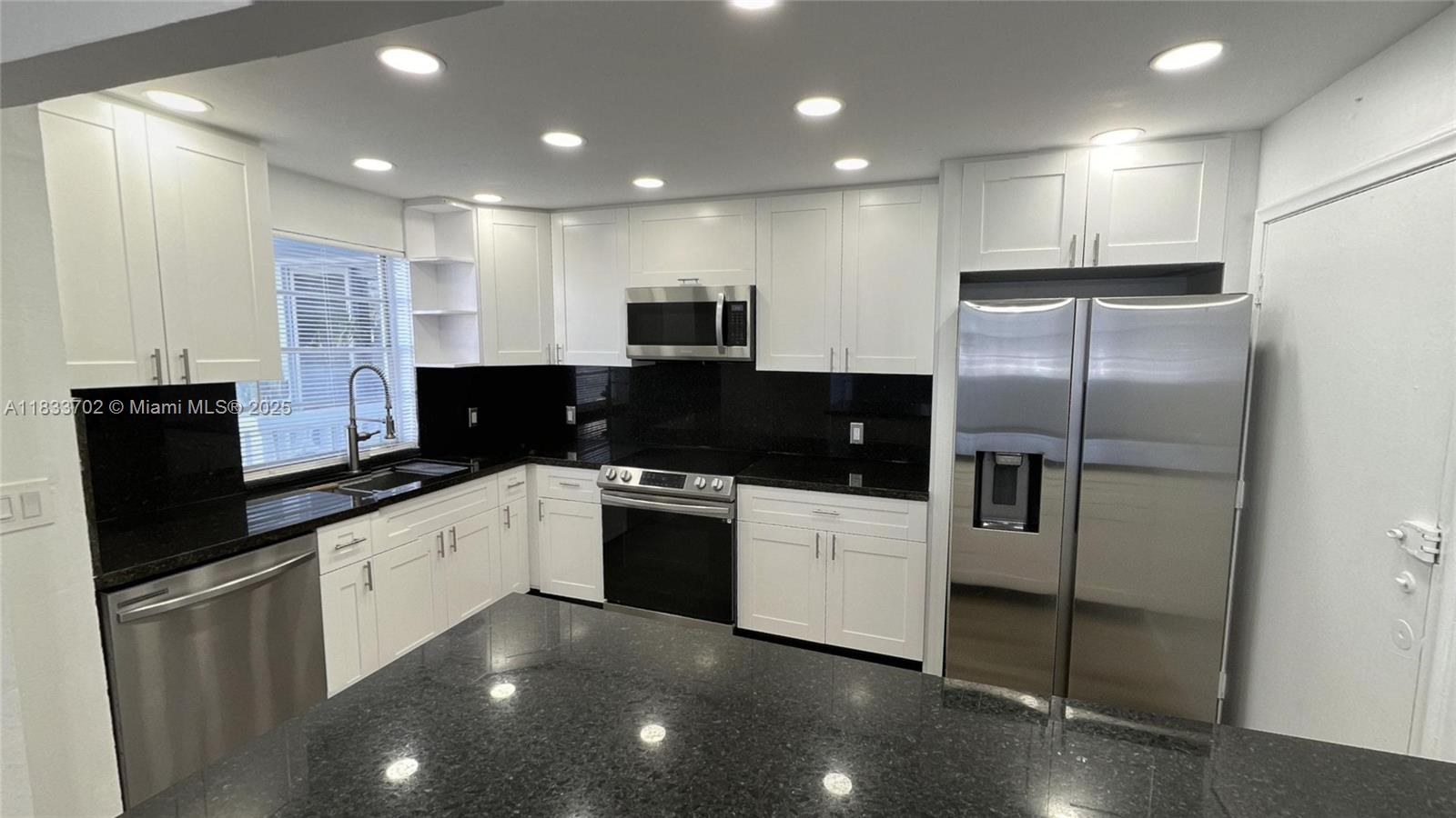 1020 Meridian Ave #201, Miami Beach, Florida image 1