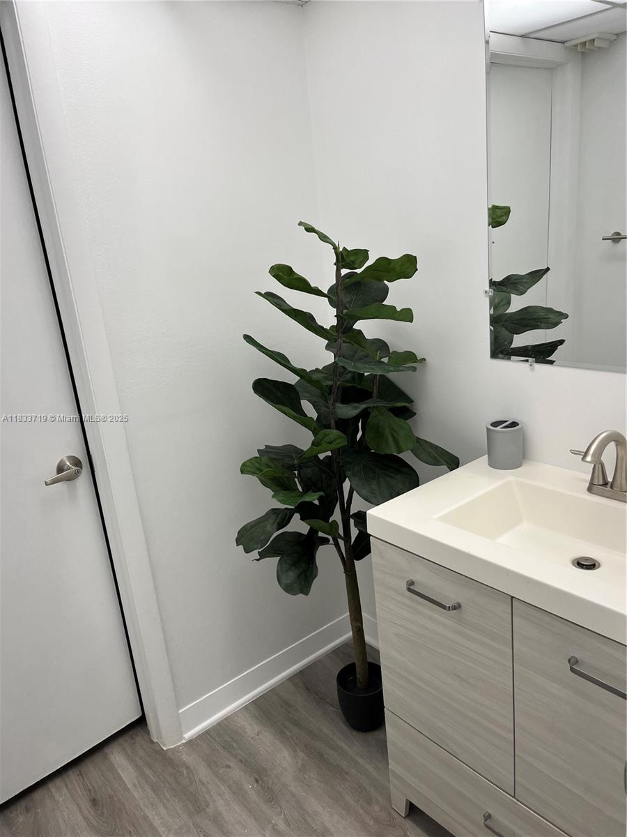 Property photo # 8