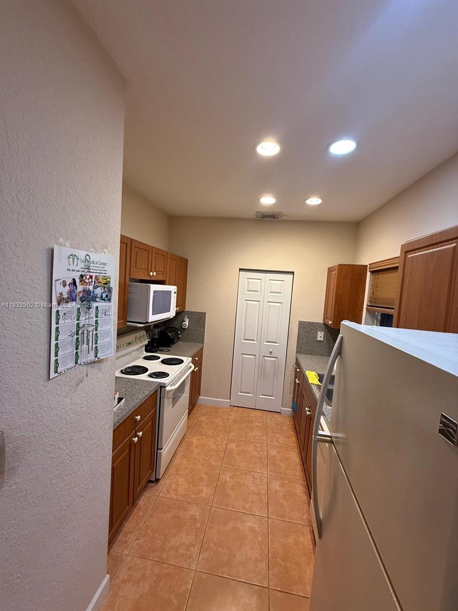 2605 NE 41st Cir, Homestead, Florida image 5