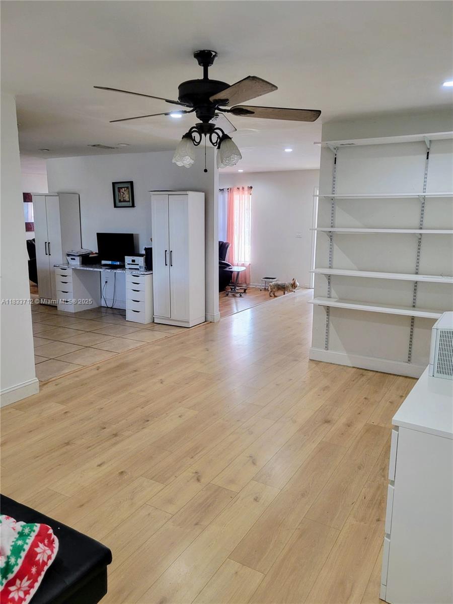 Residential, Pembroke Pines, Florida image 5