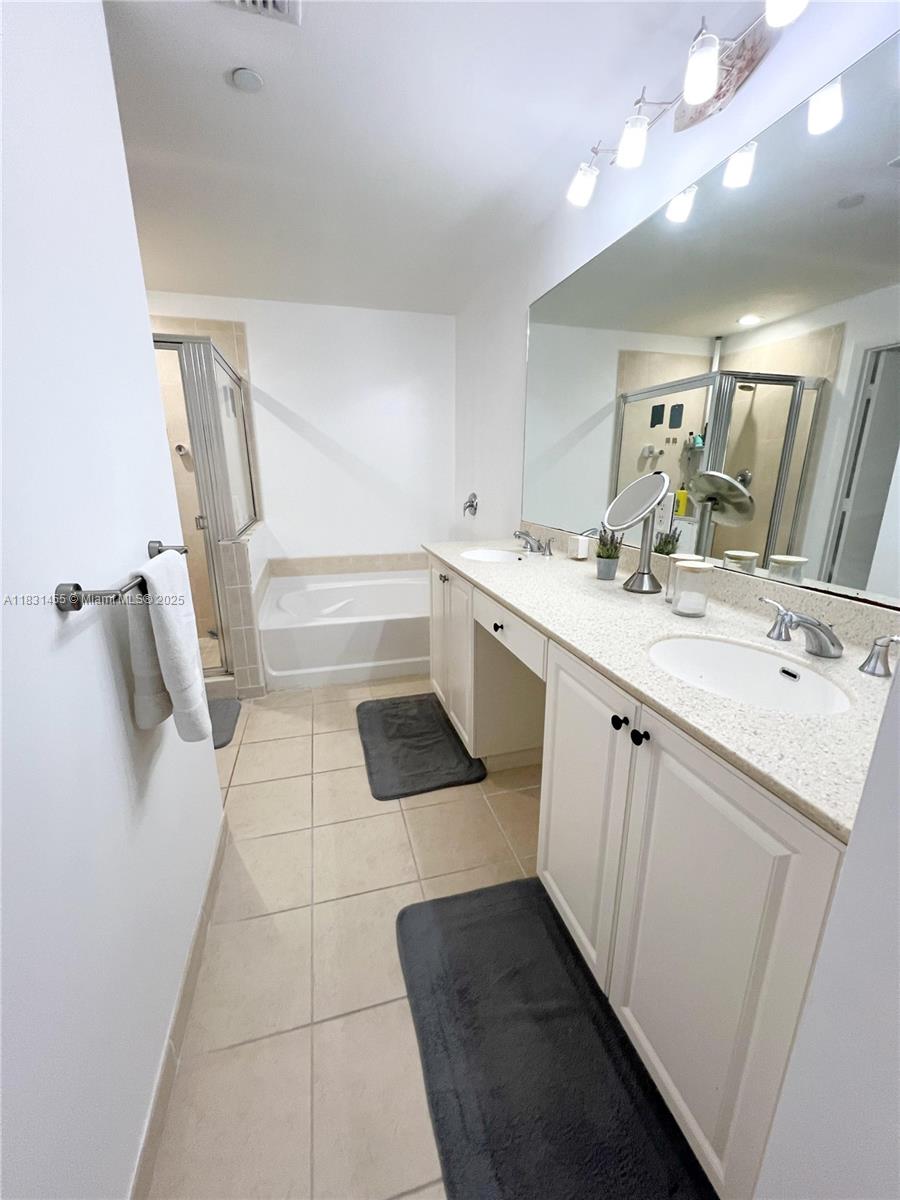 3340 NE 190th St #1507, Aventura, Florida image 24