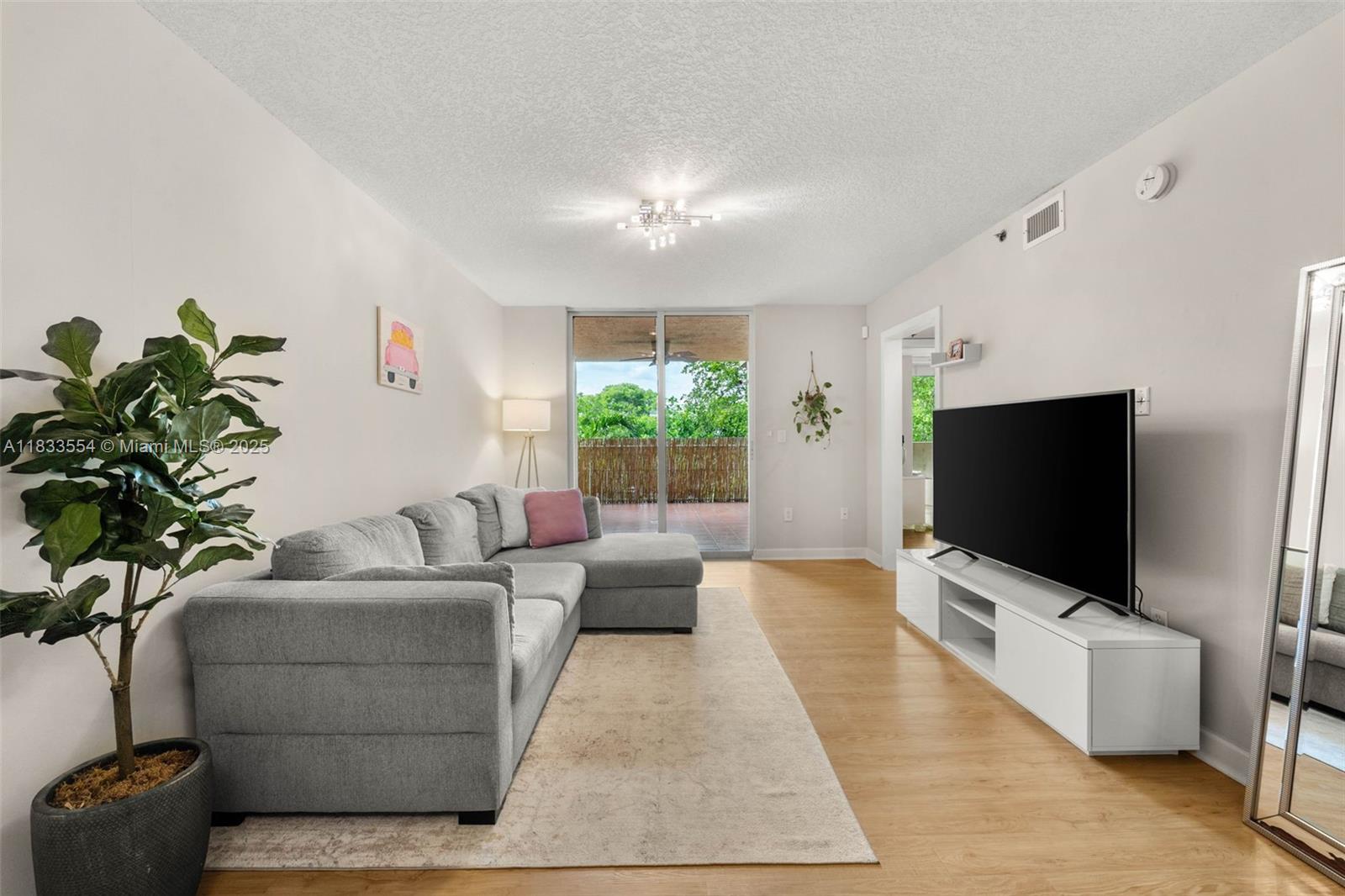 Property photo # 8