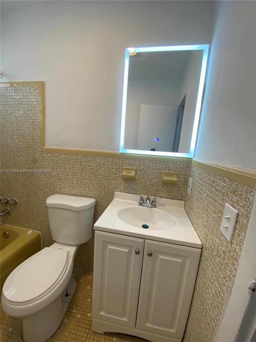 1219 N 20TH AVE, HOLLYWOOD, FL 33020  Photo 15