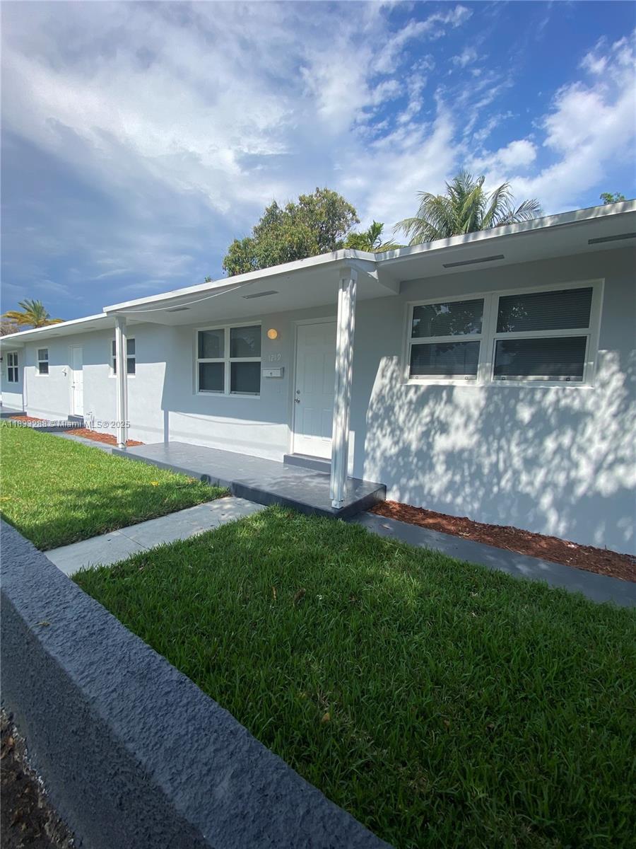 1219 N 20TH AVE, HOLLYWOOD, FL 33020  Photo 7