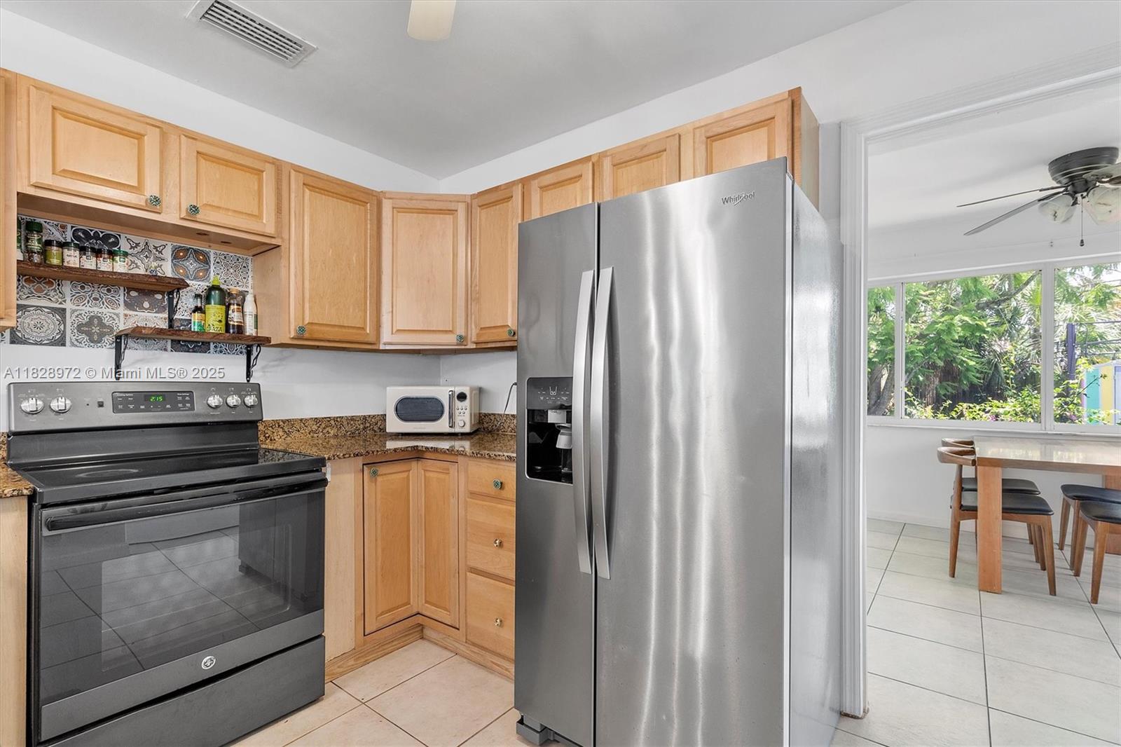 220 NW 35th Ct, Oakland Park, Florida image 10