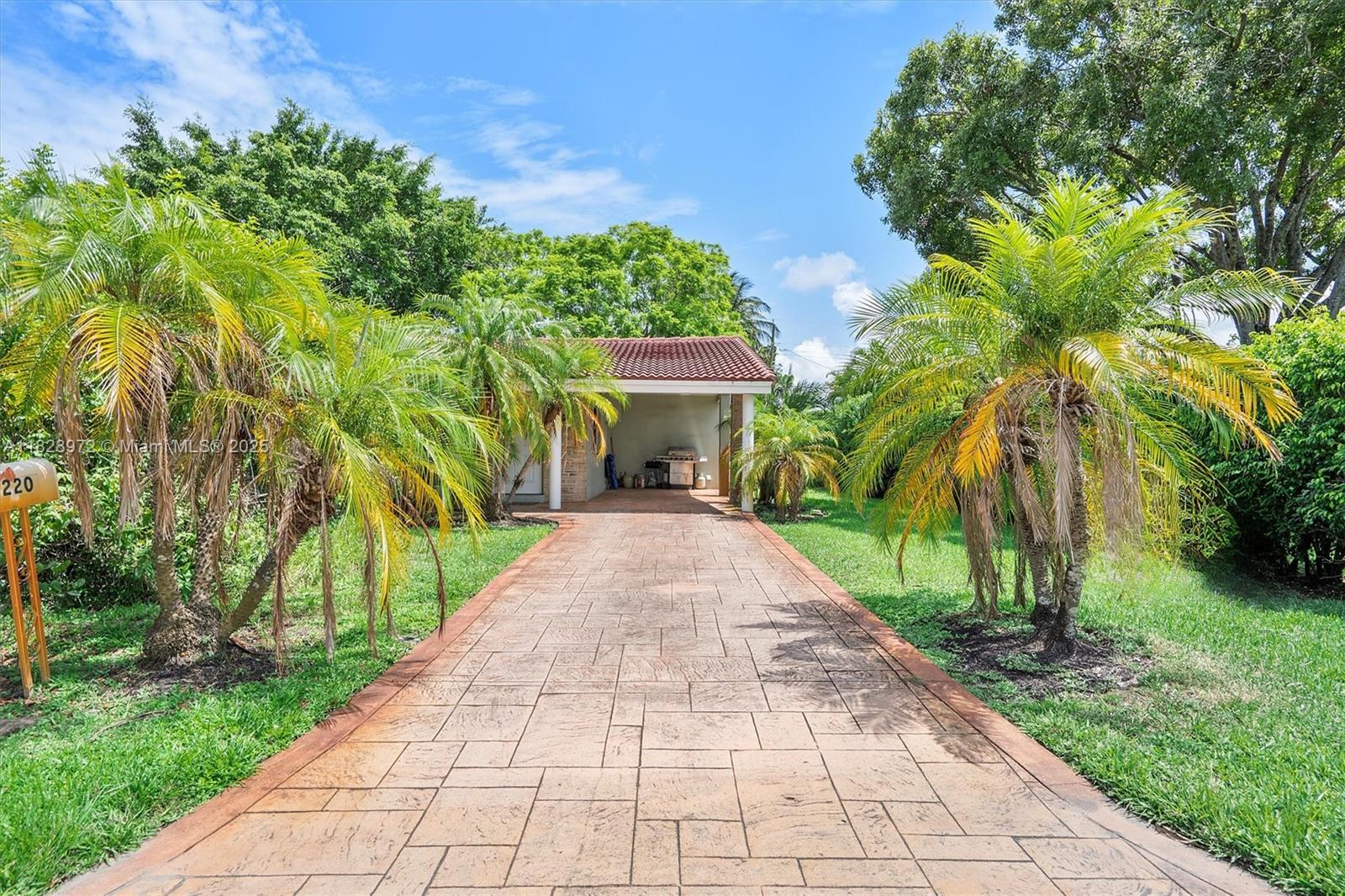 220 NW 35th Ct, Oakland Park, Florida image 25