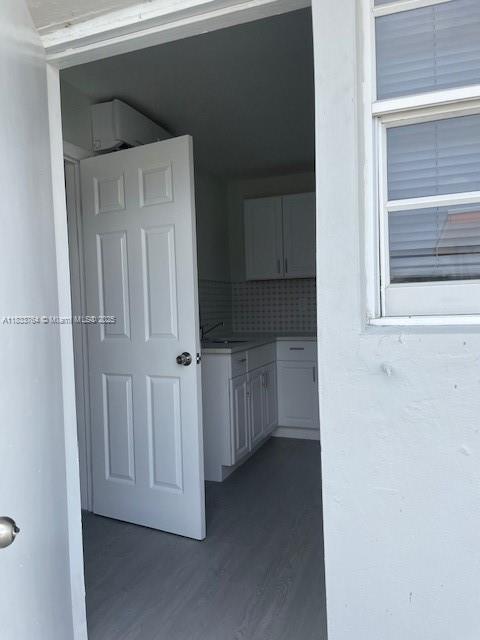 ---, FORT LAUDERDALE, FL 33311  Photo 15