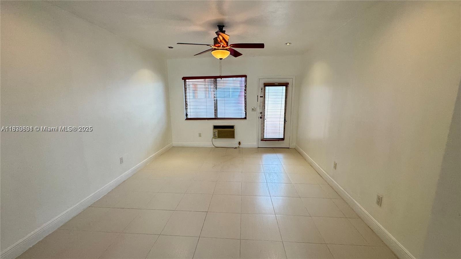 1050 PENNSYLVANIA #24, MIAMI BEACH, FL 33139  Photo 5