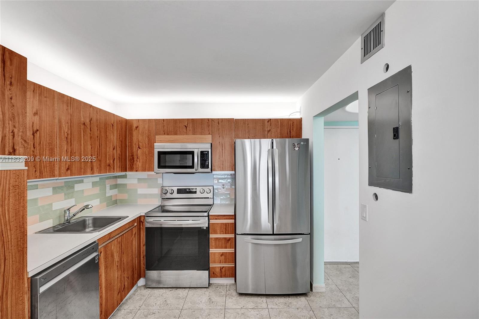 2301 S Ocean Dr #2206, Hollywood, Florida image 15