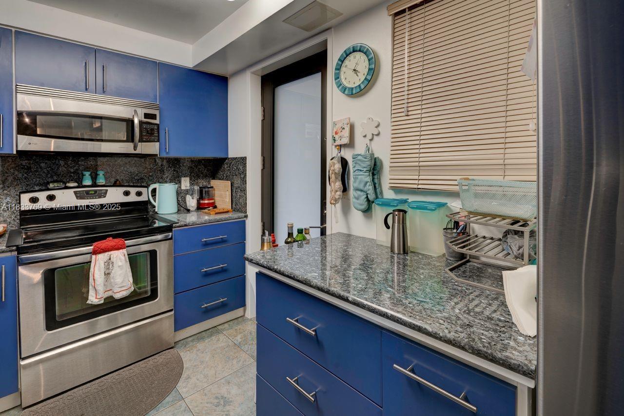 Property photo # 4