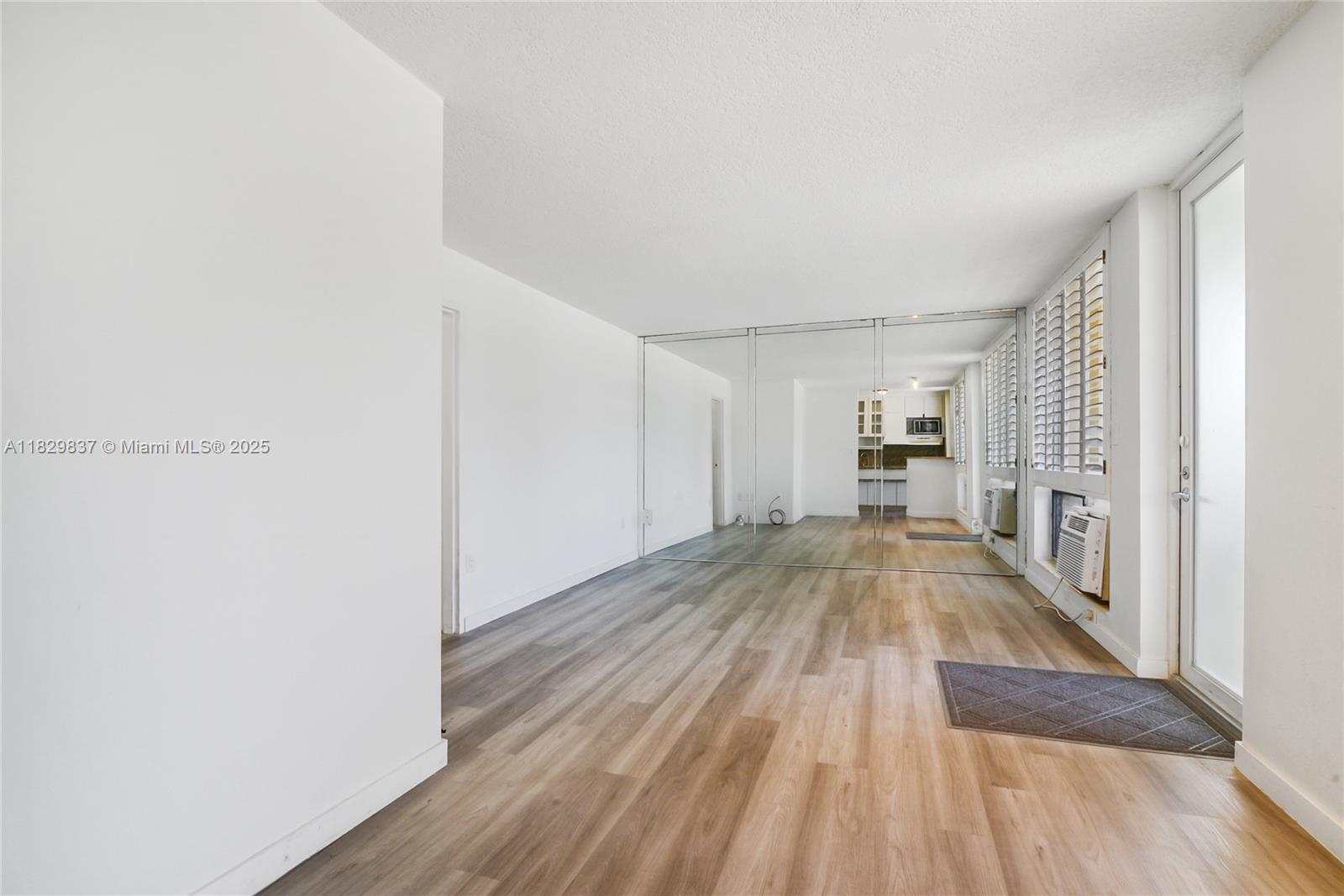 2400 NE 9th St #201, Fort Lauderdale, Florida image 3